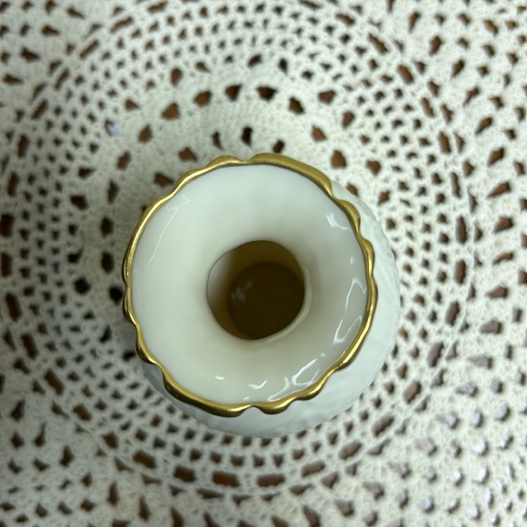 Lennox vases. - Picture 3 of 13